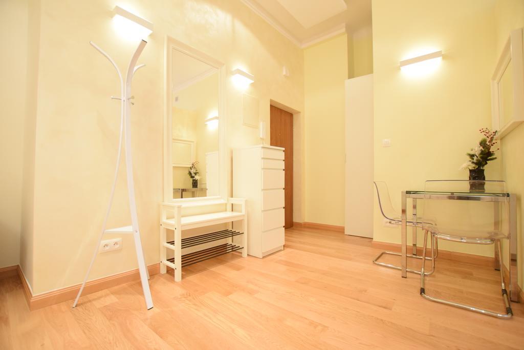 Elegant Apartment Foksal 바르샤바 외부 사진